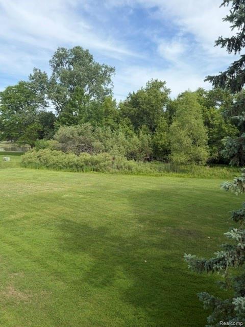 4070 Foxpointe Drive, West Bloomfield, MI 48323 — Photo 8