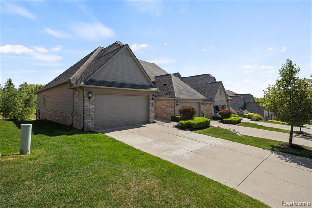 5696 Knob Hill Circle, 24, Clarkston, MI 48348 — Photo 47