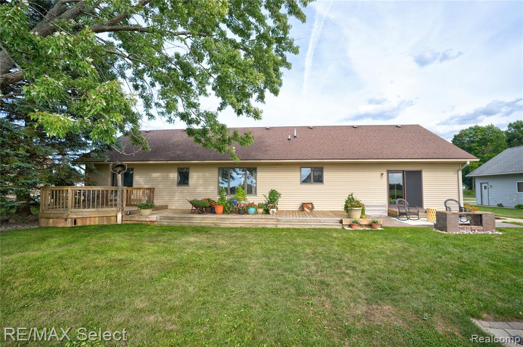 5293 Lin Hill Drive, Swartz Creek, MI 48473 — Photo 7