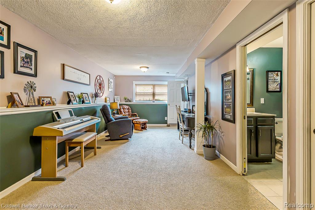411 Springwell Lane, Howell, MI 48843 — Photo 20