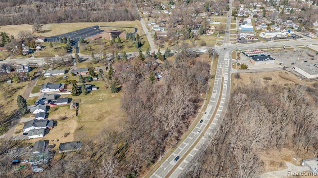 405 W WALTON Boulevard, Pontiac, MI 48340 — Photo 7