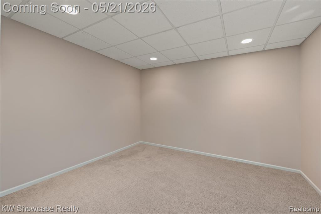 9650 Montgold Avenue, White Lake, MI — Photo 36