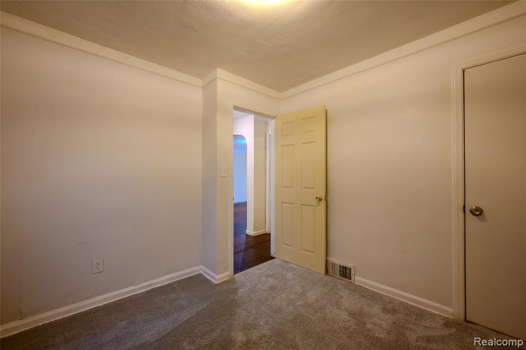 14720 E State Fair Street, Detroit, MI 48205 — Photo 17