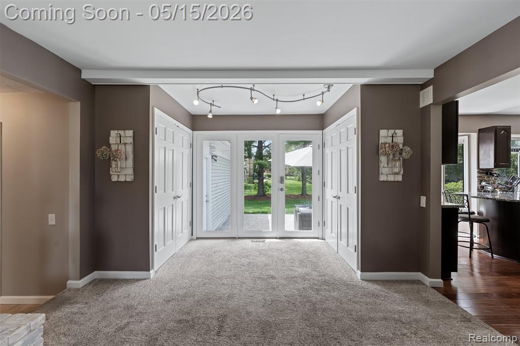 4238 Apple Valley Lane, West Bloomfield, MI 48323 — Photo 38