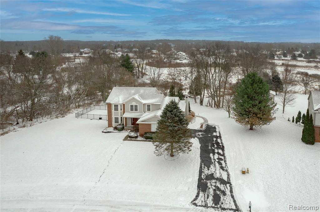5500 Huntsman Drive, White Lake, MI 48383 — Photo 4