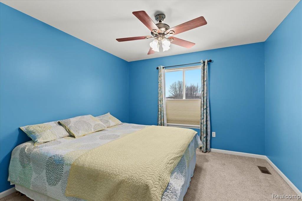 49407 N Glacier, Northville, MI 48168 — Photo 24