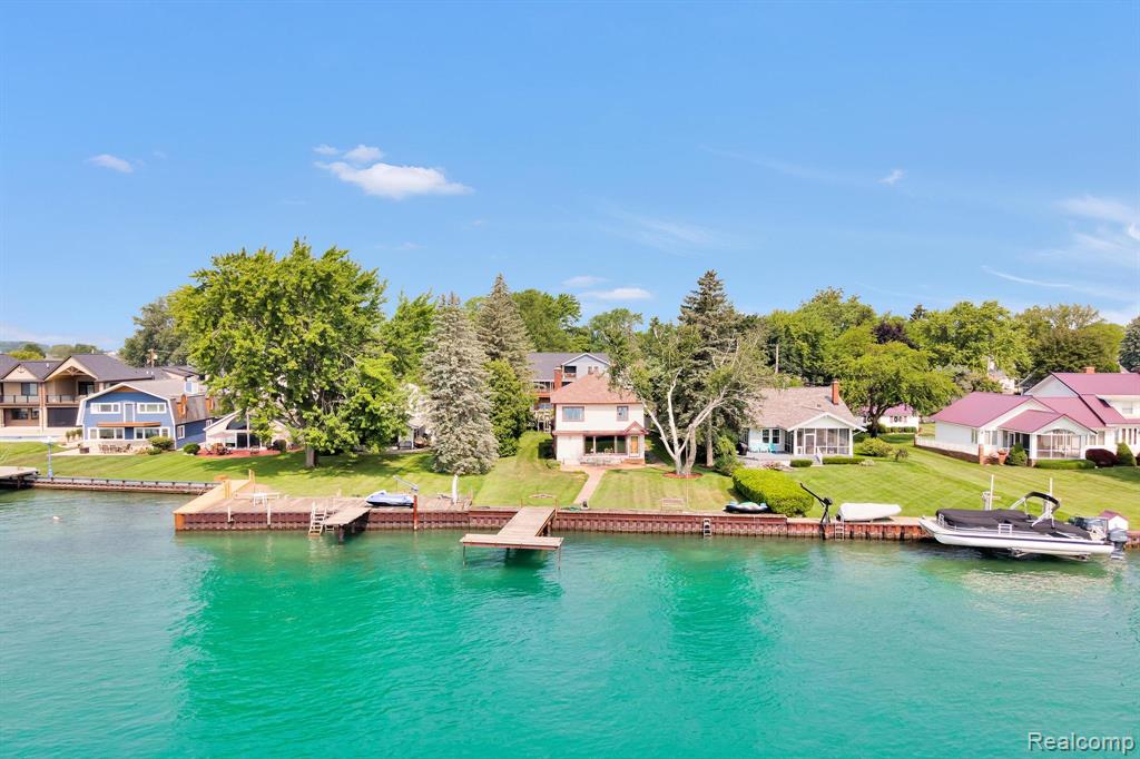 429 Edgewater, Algonac, MI 48001 — Photo 36