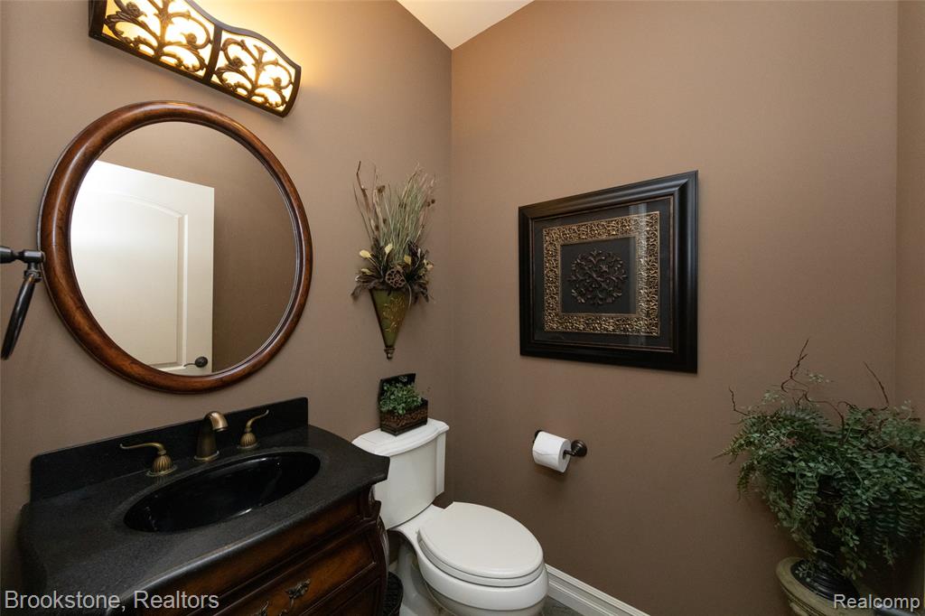4628 COASTAL PKWY, White Lake, MI — Photo 35