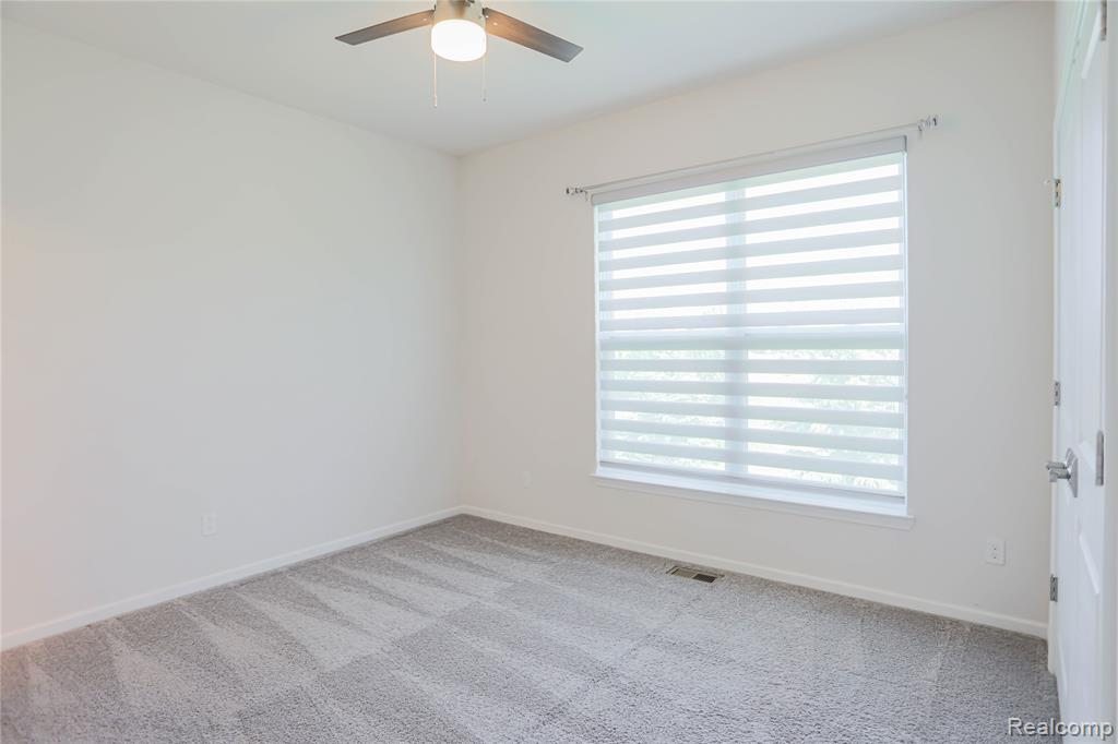 13101 Valencia Drive, Utica, MI 48315 — Photo 49