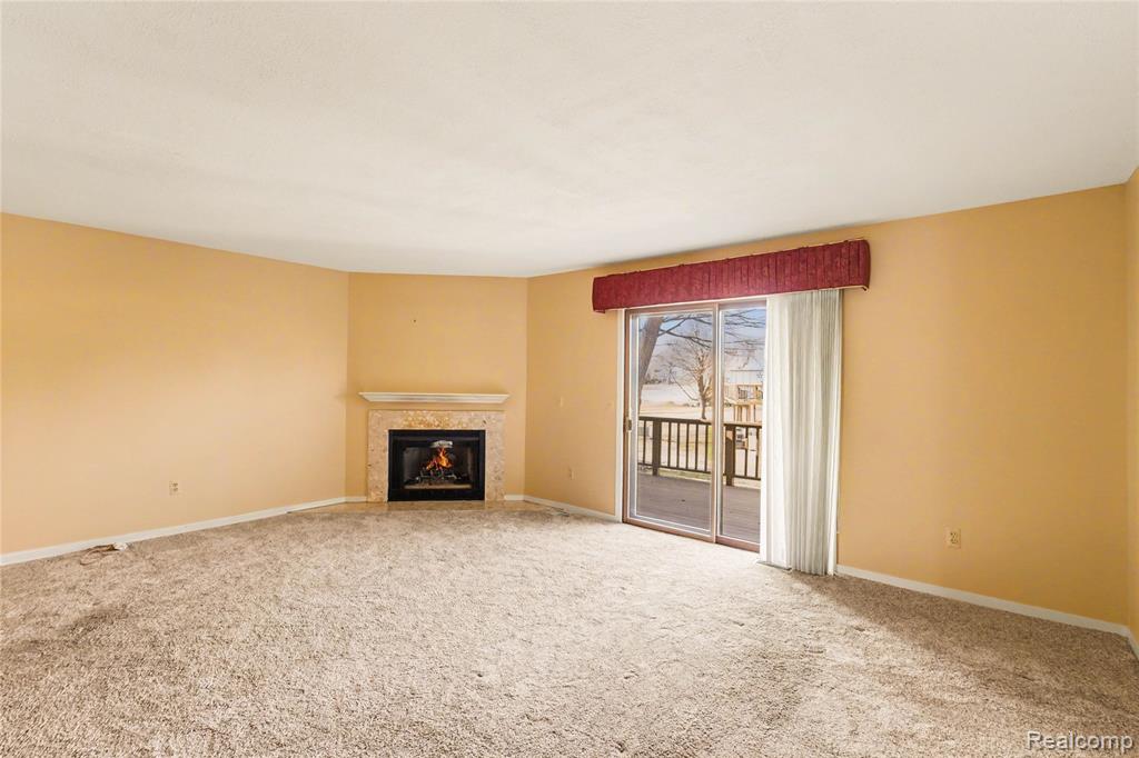 6824 Northcrest Way E, Clarkston, MI — Photo 7