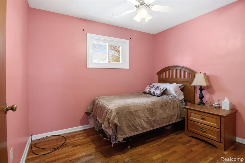 830 Westwood Drive, Fenton, MI 48430 — Photo 12