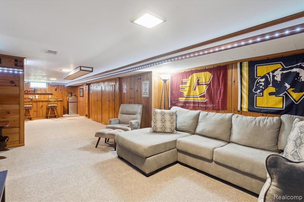 528 JAMES CONNIS Drive, Flushing, MI 48433 — Photo 22