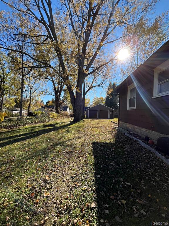 712 Sanford Street, Lansing, MI 48906 — Photo 15