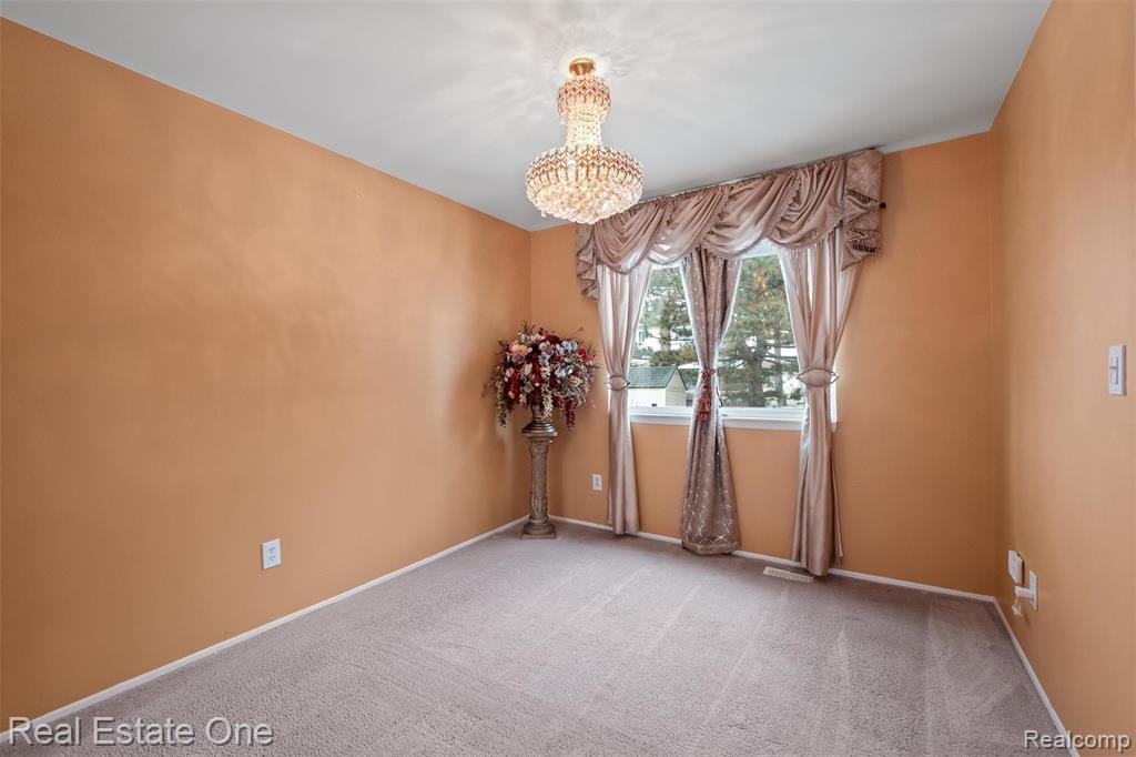 4469 Ardmore Drive, Sterling Heights, MI 48310 — Photo 7