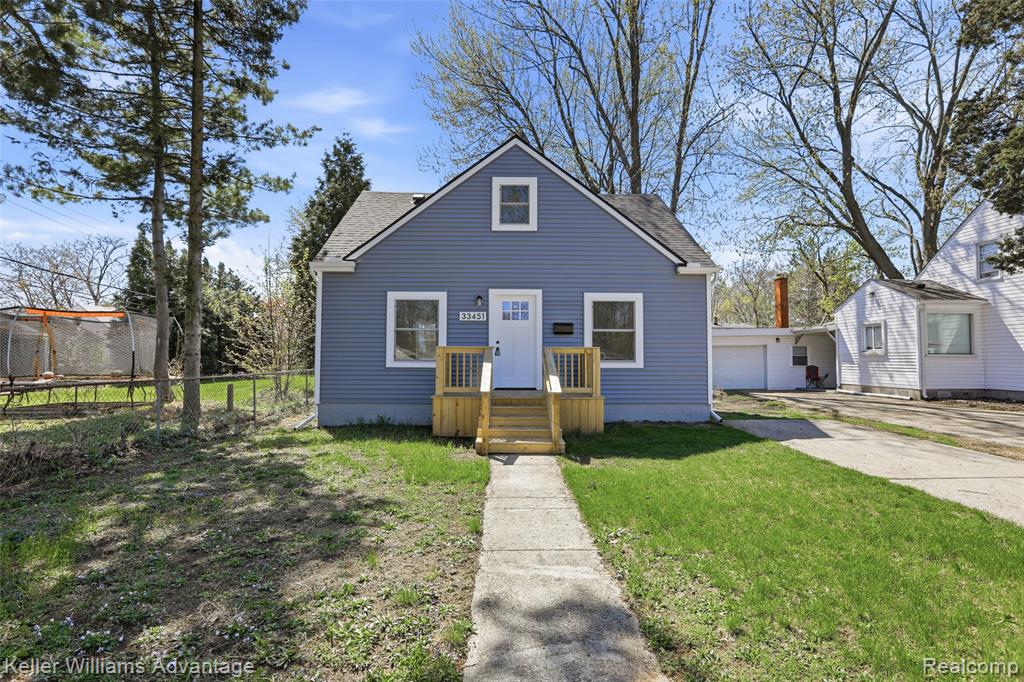 33451 Brown Street, Garden City, MI — front exterior