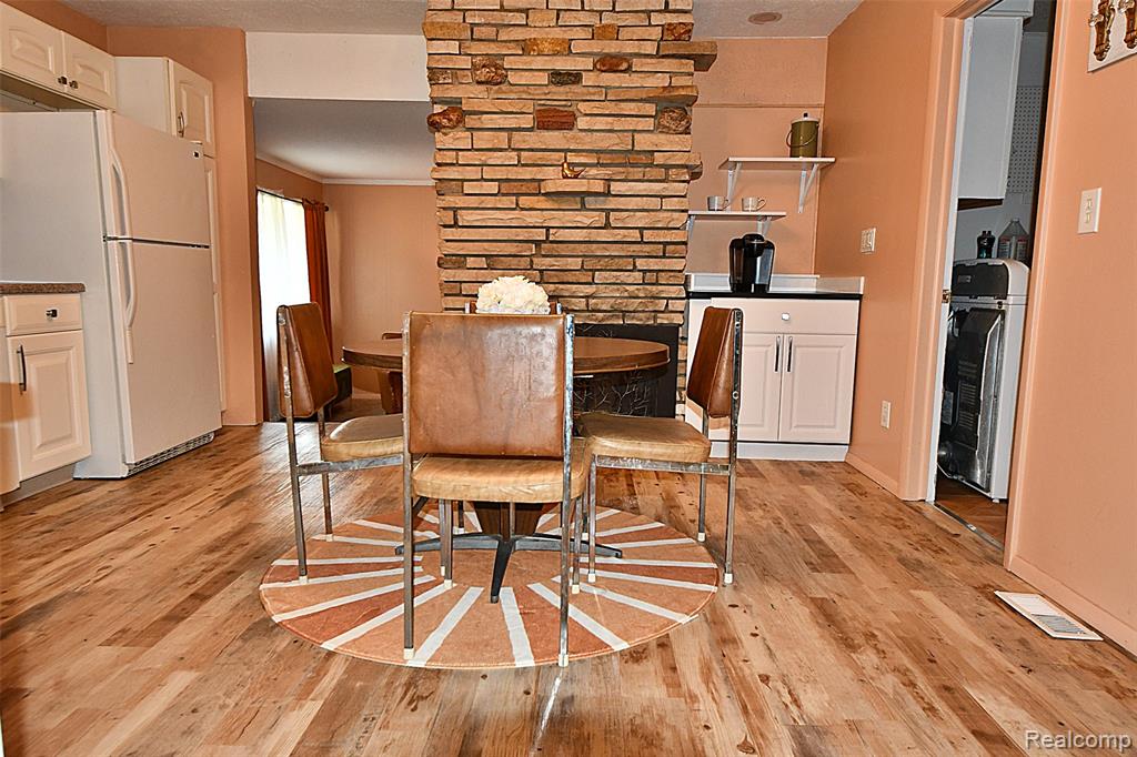 8702 Center Street, St. Helen, MI 48656 — Photo 12