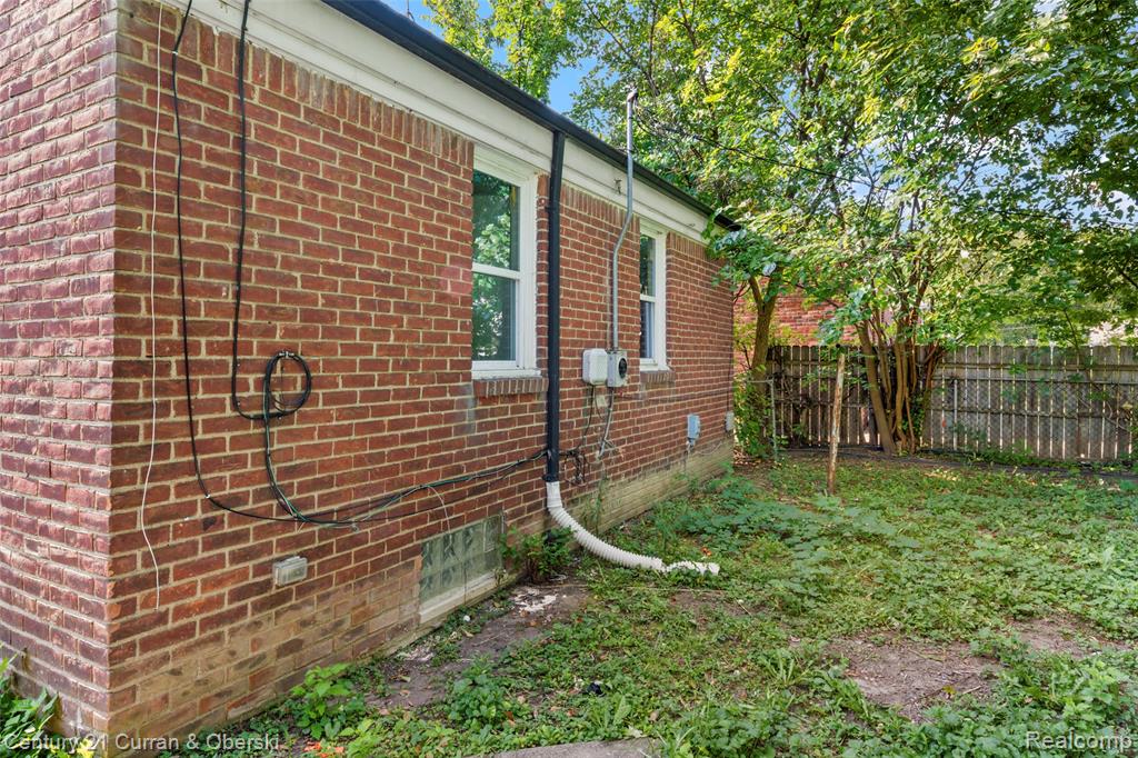 11035 Worden Street, Detroit, MI 48224 — Photo 20