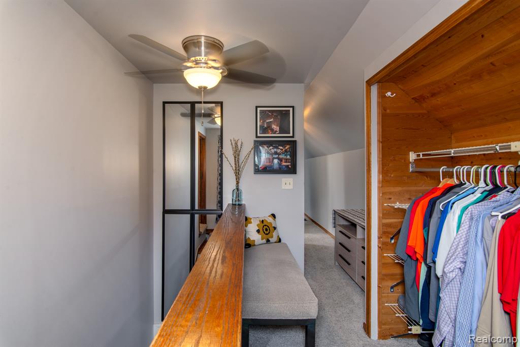 10855 Kingston Avenue, Huntington Woods, MI — Photo 23