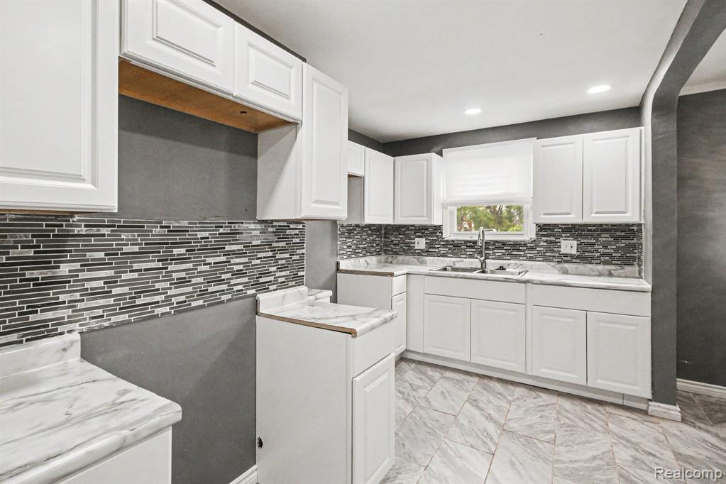 18112 Northlawn Street, Detroit, MI 48221 — Photo 11