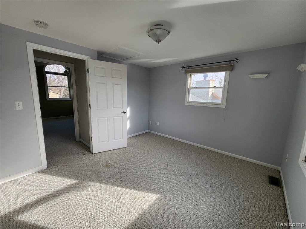 4773 Chipman Drive, Waterford, MI 48327 — Photo 21
