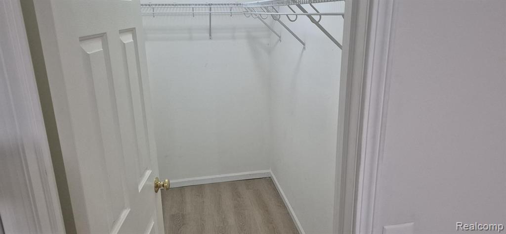 43237 CAPE Drive, Sterling Heights, MI 48313 — Photo 16