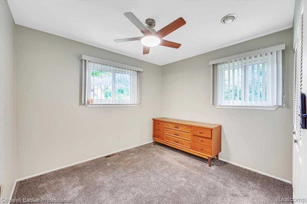 470 Oak Grove Drive, Lake Orion, MI 48362 — Photo 24