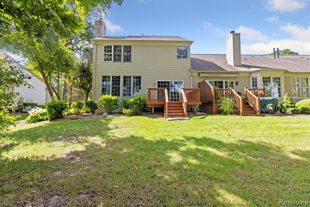 39568 Dun Rovin Drive, Northville, MI 48168 — Photo 37