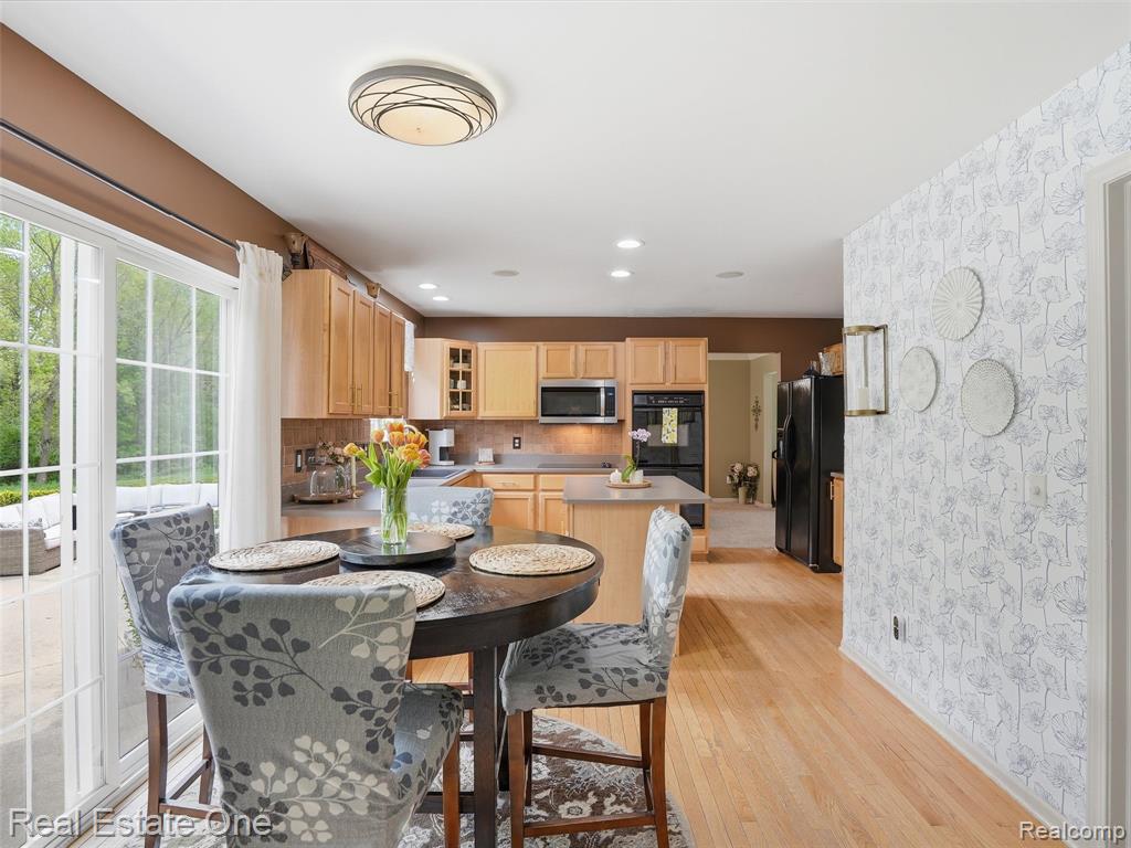 1786 Four Seasons Drive, Howell, MI 48843 — Photo 21