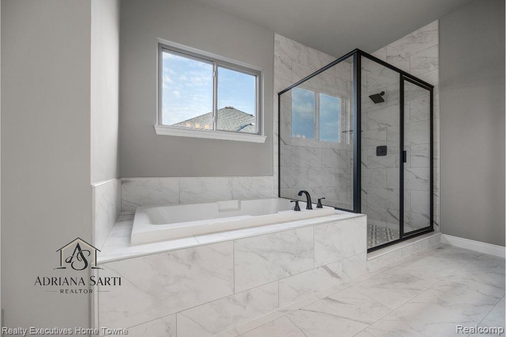 54161 Carrigan Drive, New Baltimore, MI 48047 — Photo 29