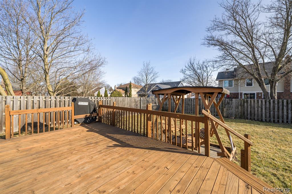 46457 SWANMERE Drive, Canton, MI 48187 — Photo 48