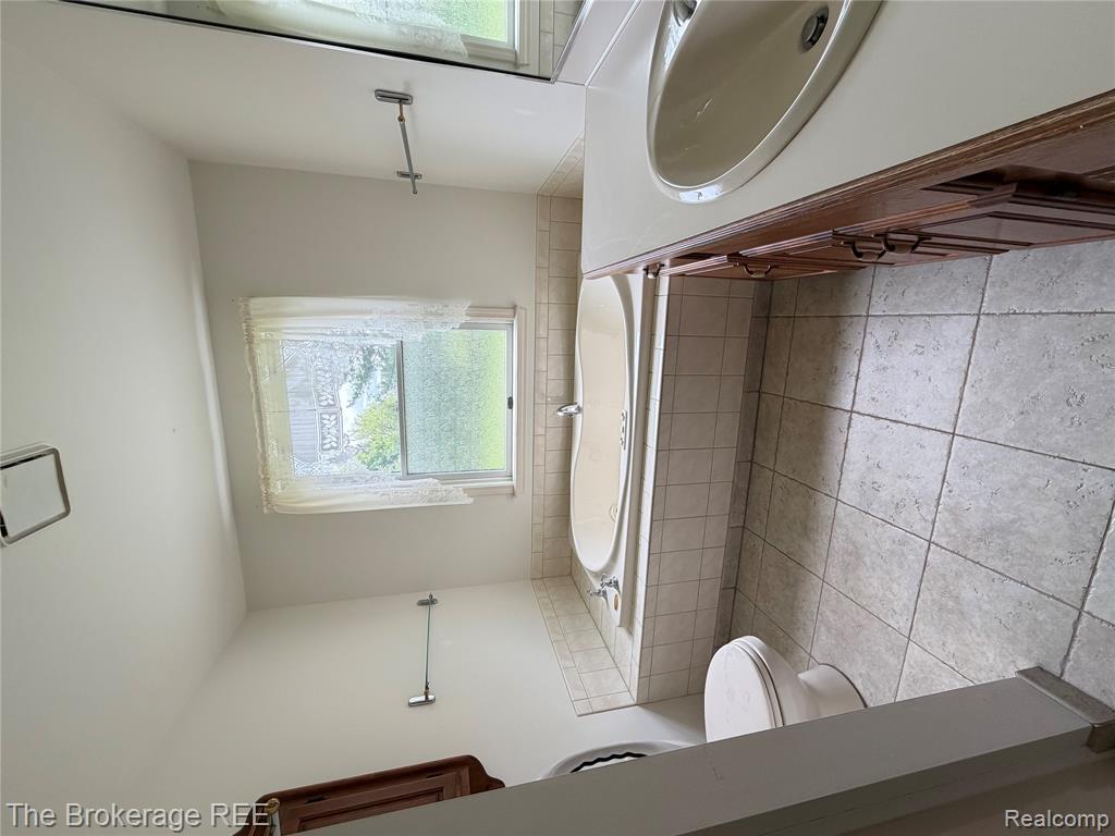 629 N Lapeer Street N, Davison, MI 48423 — Photo 17