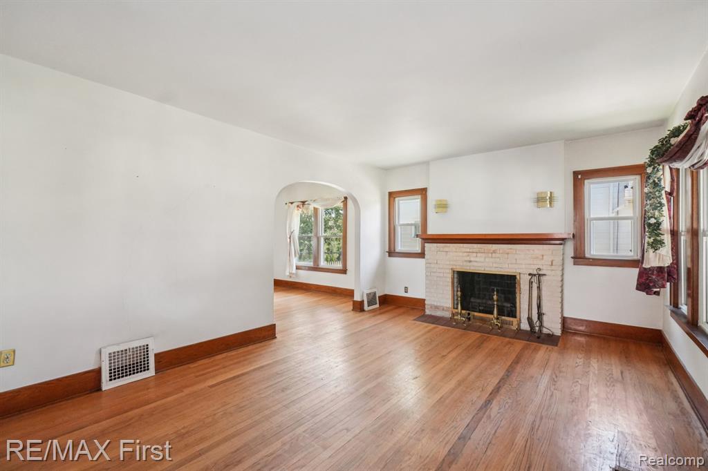 2931 Auburn Road, Auburn Hills, MI 48326 — Photo 3