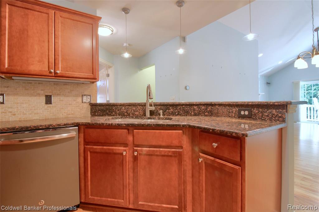 45973 Graystone Lane, Canton, MI 48187 — Photo 13