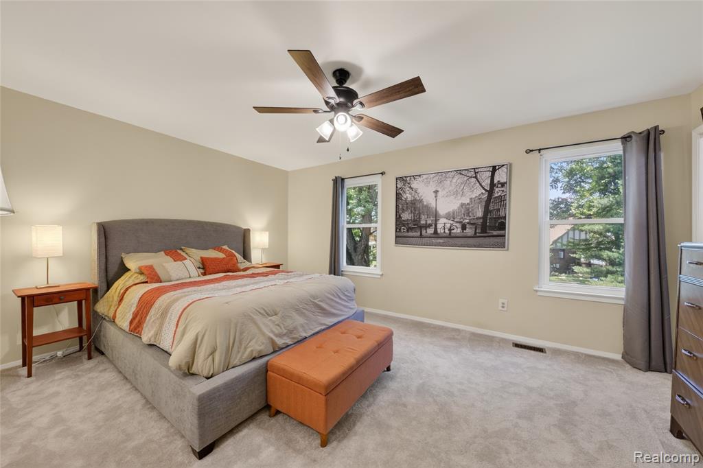 451 Lansdowne Drive, Westland, MI — Photo 22
