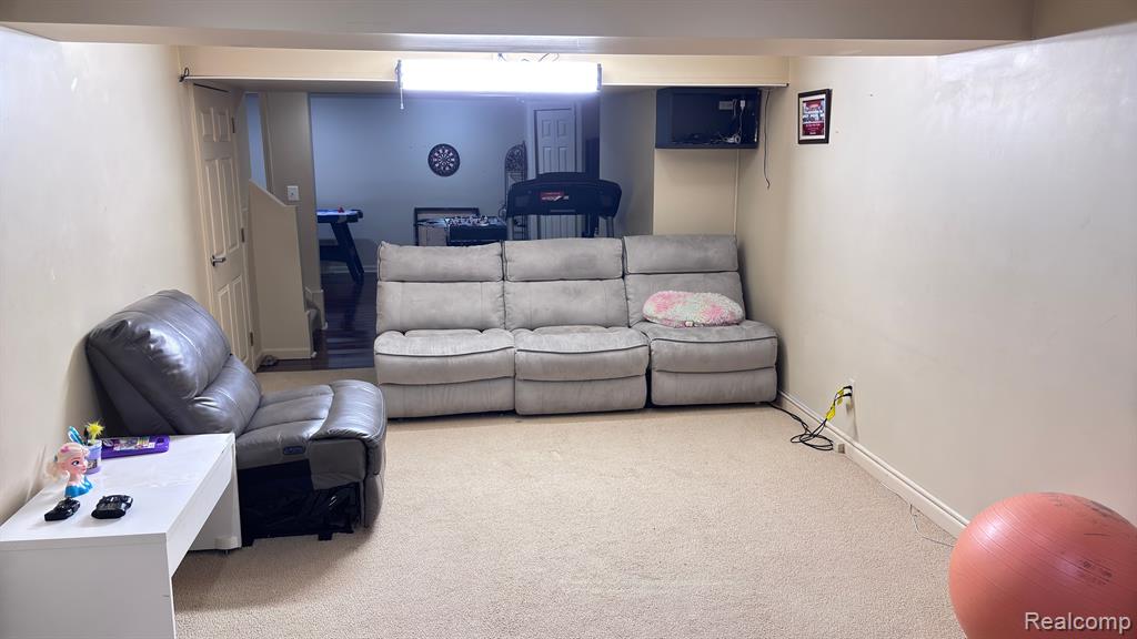 38255 SARATOGA Circle, Farmington Hills, MI 48331 — Photo 21