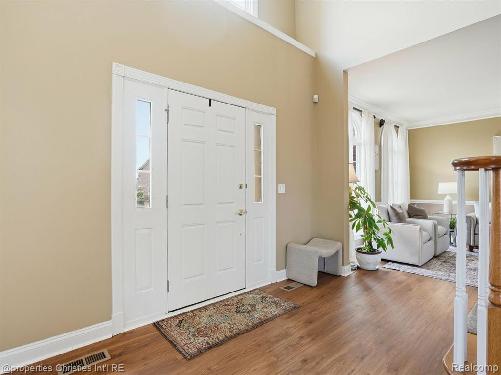 18825 Heather Ridge Drive, Northville, MI 48168 — Photo 7