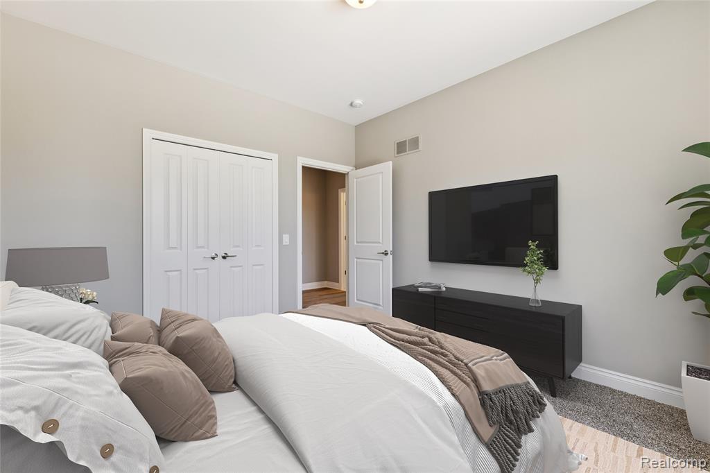 6429 Jamie Lane, Grand Blanc, MI 48439 — Photo 19