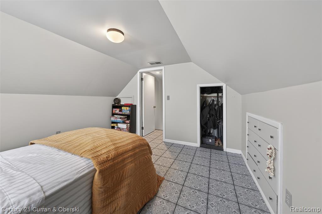 725 S Manitou Avenue, Clawson, MI — Photo 30