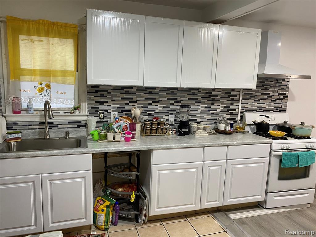 6359 Woodmont Avenue, Detroit, MI 48228 — Photo 13