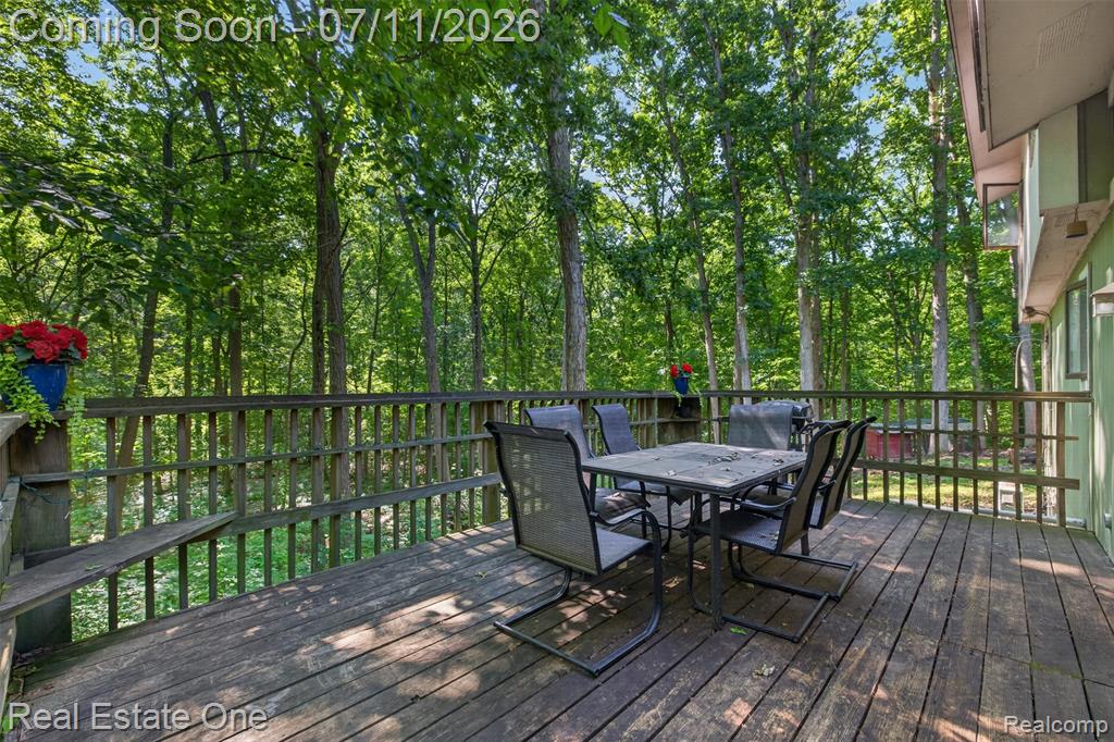310 S Van Road, Holly, MI 48442 — Photo 65