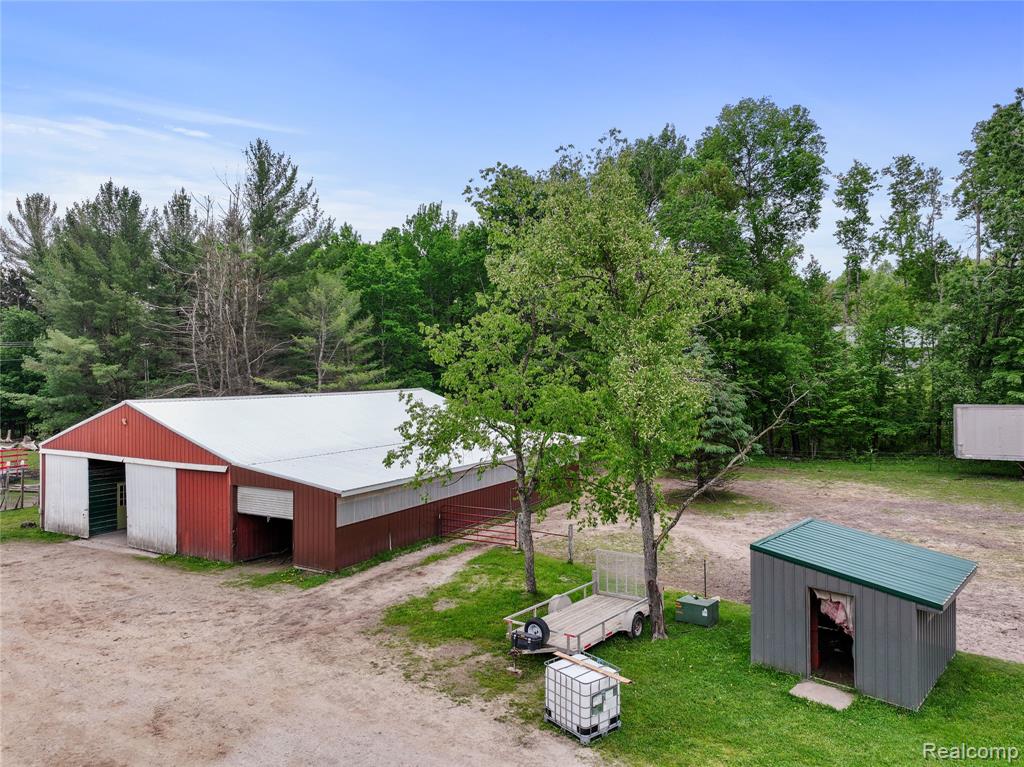 8875 N Lakola Road, Tustin, MI 49688 — Photo 22