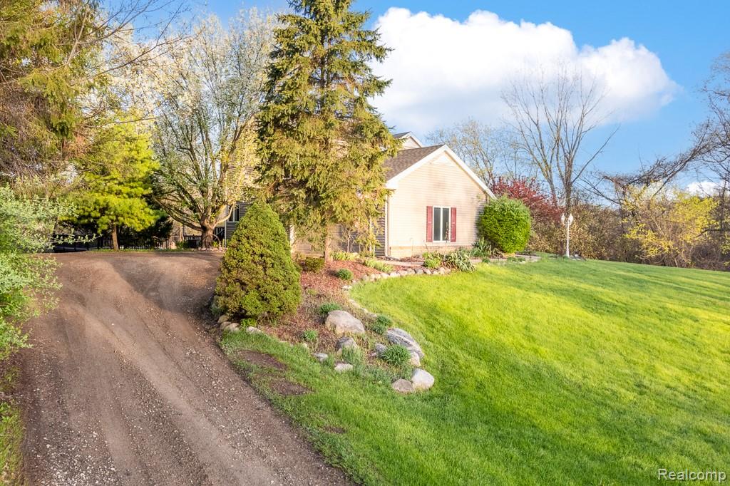 1160 S Garner Road, Milford, MI 48380 — Photo 50