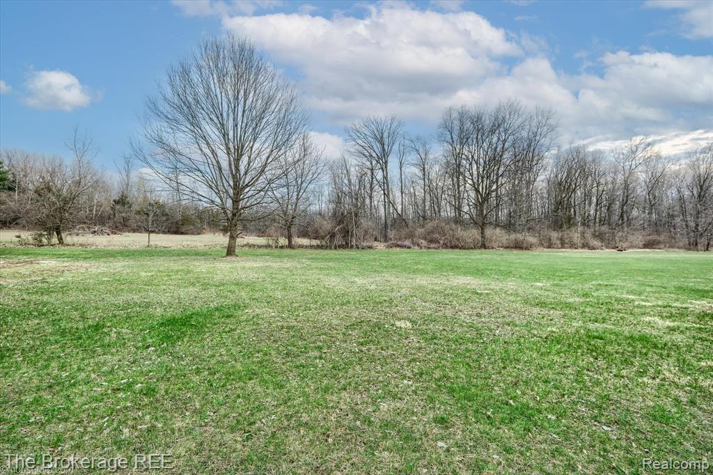 9055 N Island Drive, Flushing, MI 48433 — Photo 17