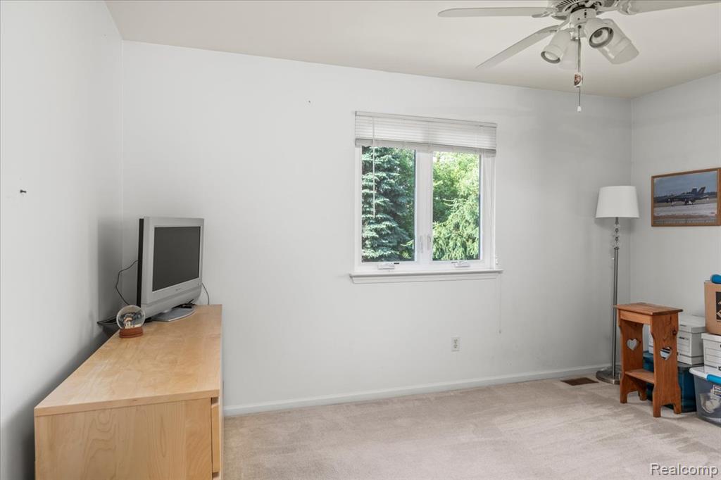 668 Eider Way, Oxford, MI 48371 — Photo 32