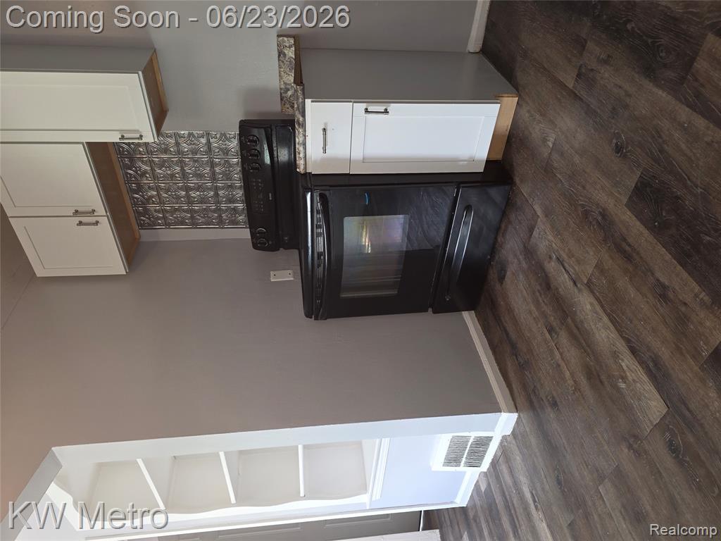 19350 Huntington Road, Detroit, MI 48219 — Photo 5