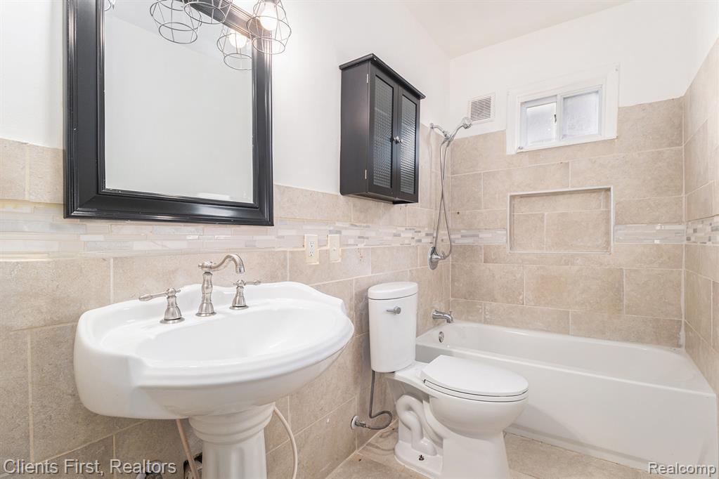 4315 Bingham Street, Dearborn, MI 48126 — Photo 10