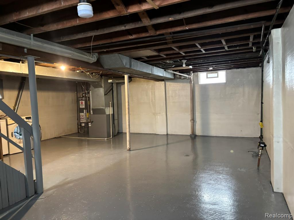 8149 Standard, Center Line, MI 48015 — Photo 22