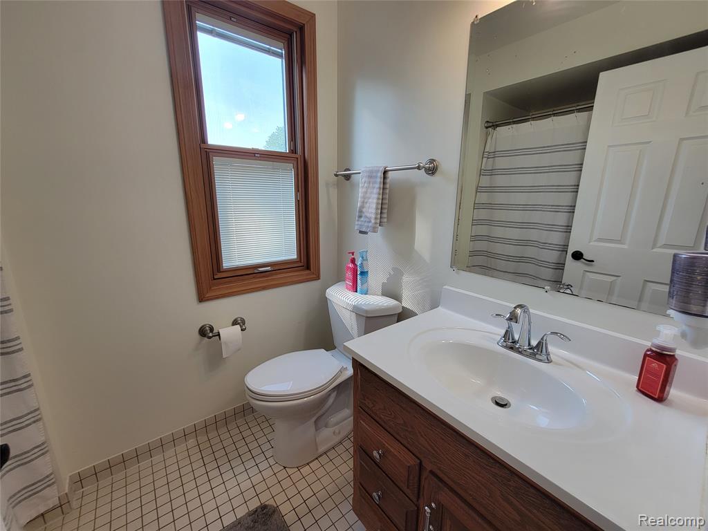 9658 Blauvelt Drive, Grosse Ile, MI 48138 — Photo 17
