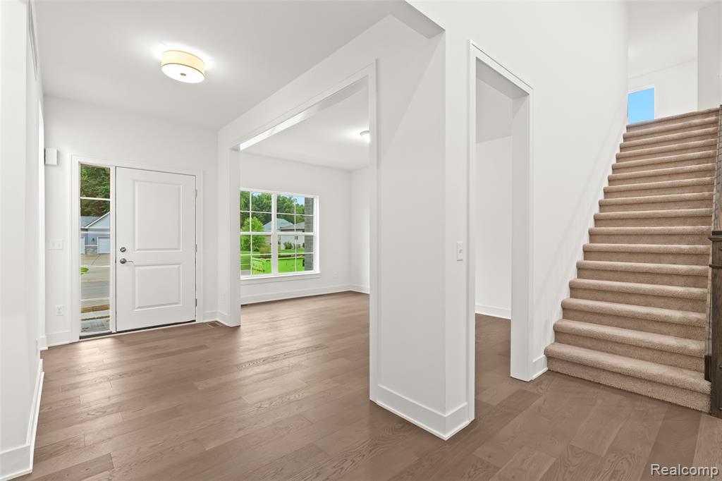 1487 ST JAMES Boulevard, Ann Arbor, MI 48108 — Photo 3