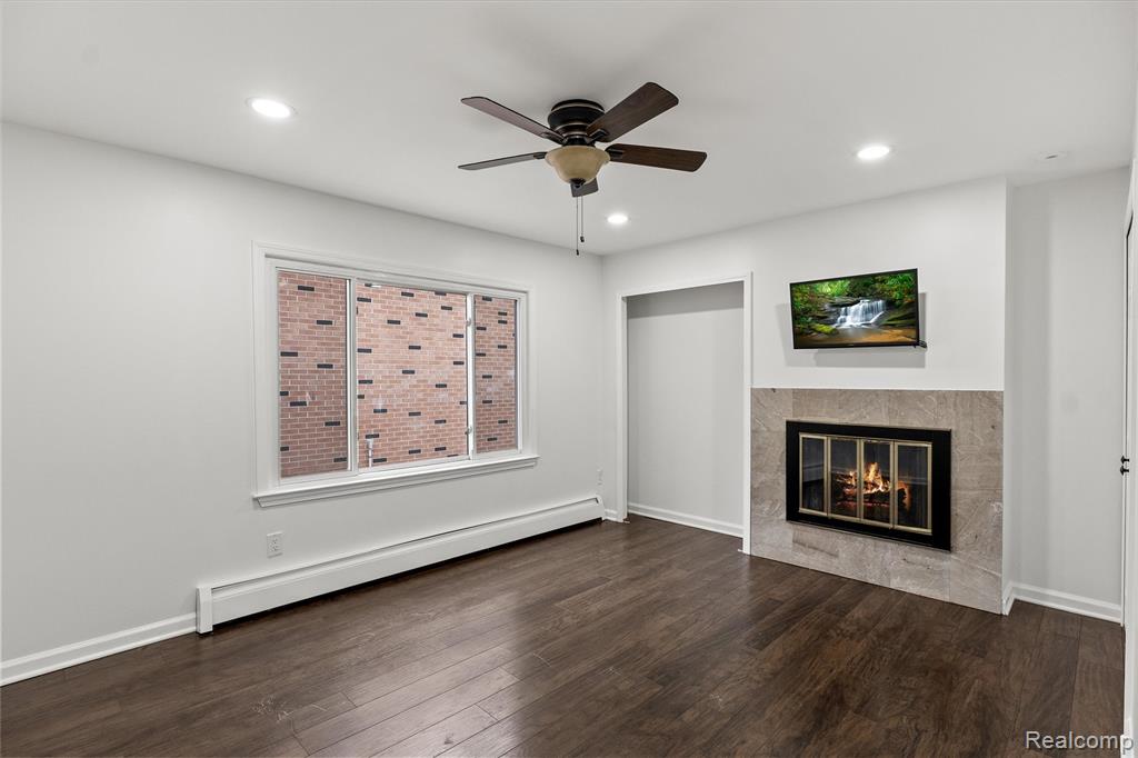 7337 Richardson Road, West Bloomfield, MI 48323 — Photo 18